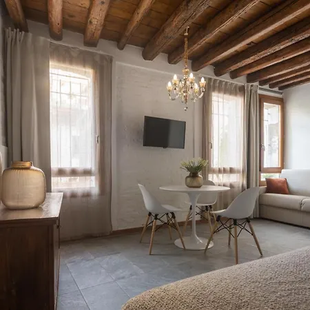 Apartment Castello With Garden R&r *