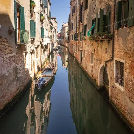 Castello With Garden R&r Venice